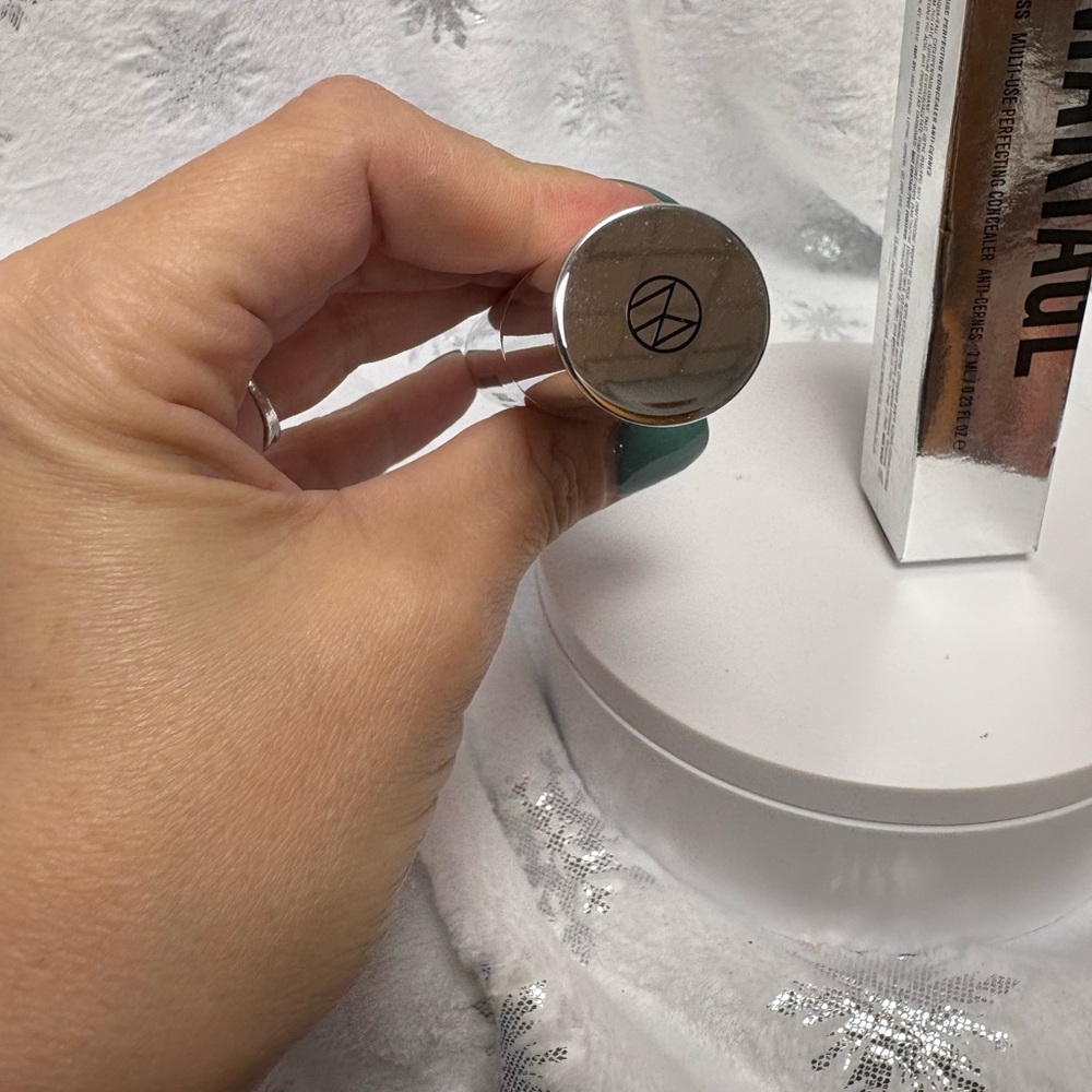 IL Makiage I'm Flawless Multi-Use Perfecting Concealer Shade 2.5- 0.23 fl oz - Picture 4 of 8